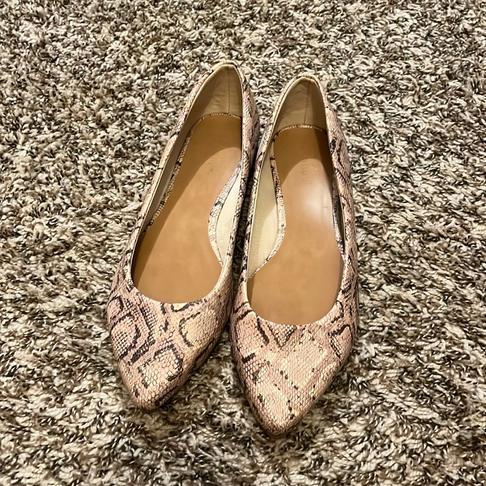 Cute flats
